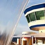 Yacht Club Marina Di Hotel 3*