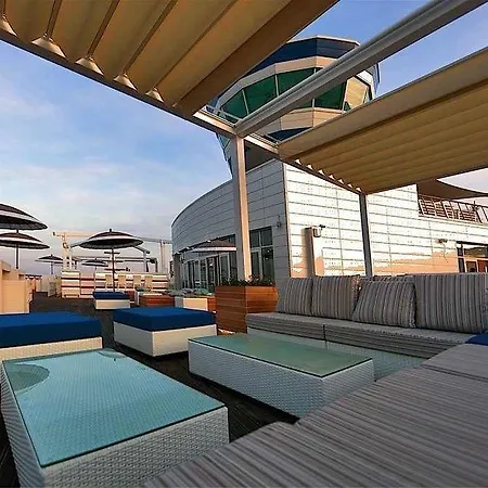 Yacht Club Marina Di Hotel