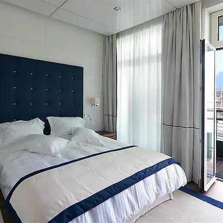 Yacht Club Marina Di Hotel