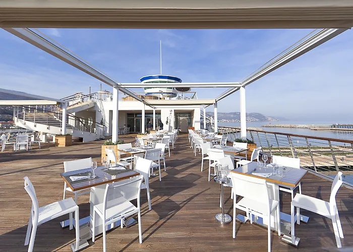 Szálloda Yacht Club Marina Di Loano