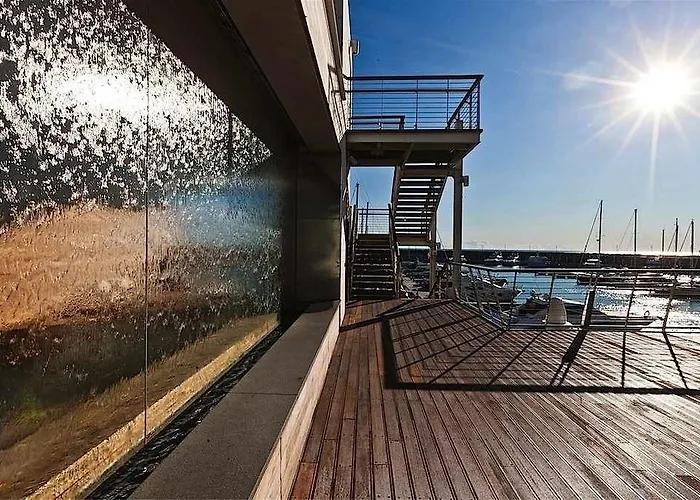 Yacht Club Marina Di Szálloda 3*