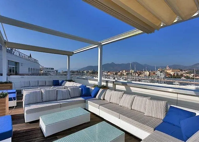 Yacht Club Marina Di Szálloda 3*