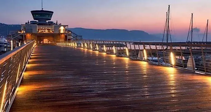 Yacht Club Marina Di