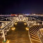 Hotel Yacht Club Marina Di Loano