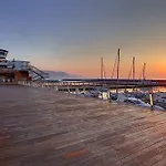 Yacht Club Marina Di Hotel Loano