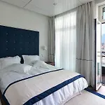 Yacht Club Marina Di Hotel