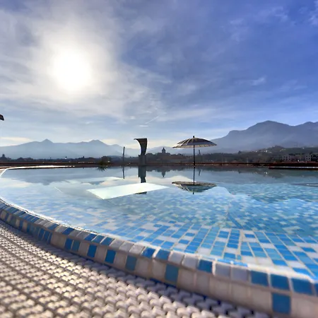 Yacht Club Marina Di 3* Loano