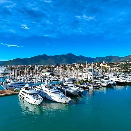 فندق Yacht Club Marina Di Loano | Una Esperienze