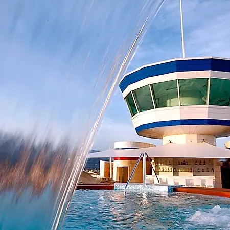 فندق Yacht Club Marina Di Loano | Una Esperienze لوانو