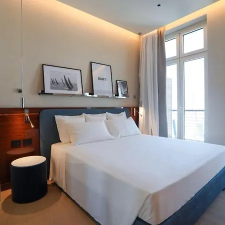 Yacht Club Marina Di | Esperienze 3*