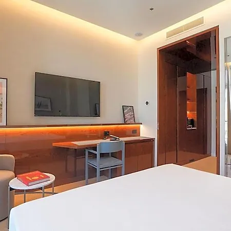 Yacht Club Marina Di | Esperienze 3*