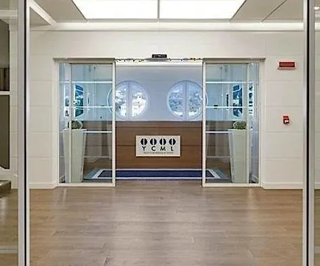 Yacht Club Marina Di Hotel 2*