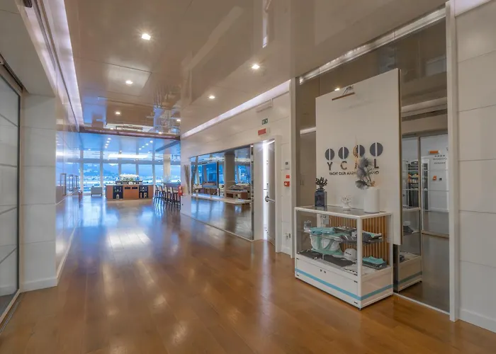 Yacht Club Marina Di 3*