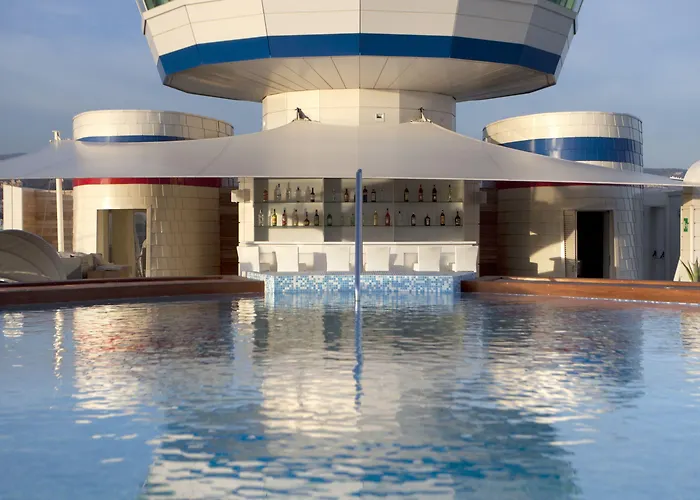 Yacht Club Marina Di Hotel