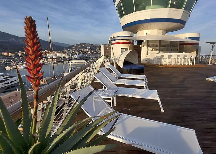 Hotel Yacht Club Marina Di Loano