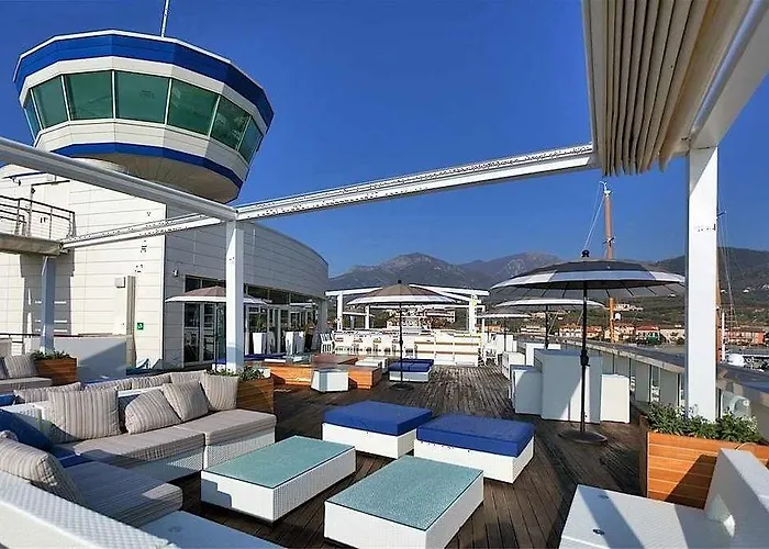 Yacht Club Marina Di 3* Loano